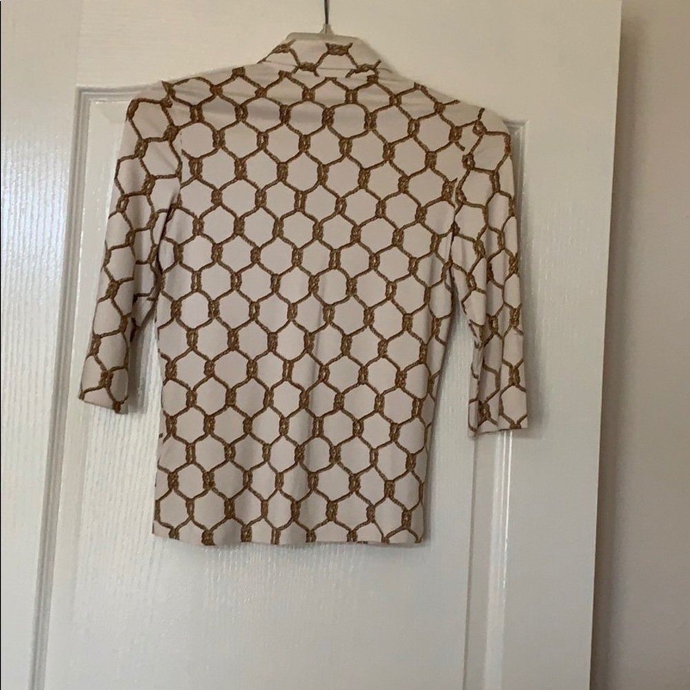 Tops - Picture 4 of 5